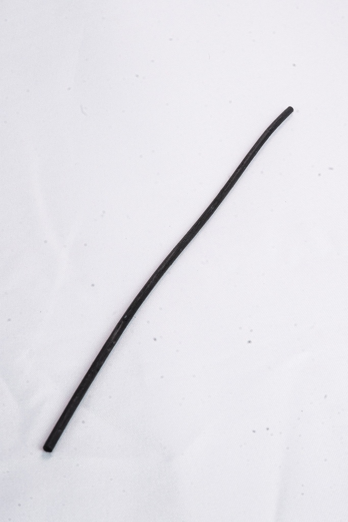 VARILLA DE RATTAN NEGRA 28CM X 4MM 