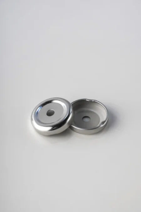 [40019-3] TAPA AXIAL 38MM PERFORADA PLATEADA